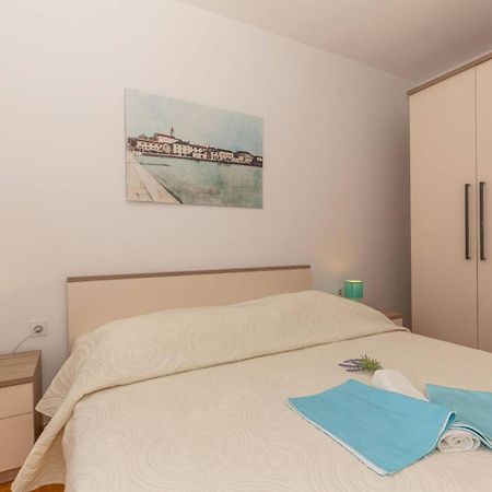 Three Bedroom Apartment In Biograd Biograd Na Moru Exteriér fotografie