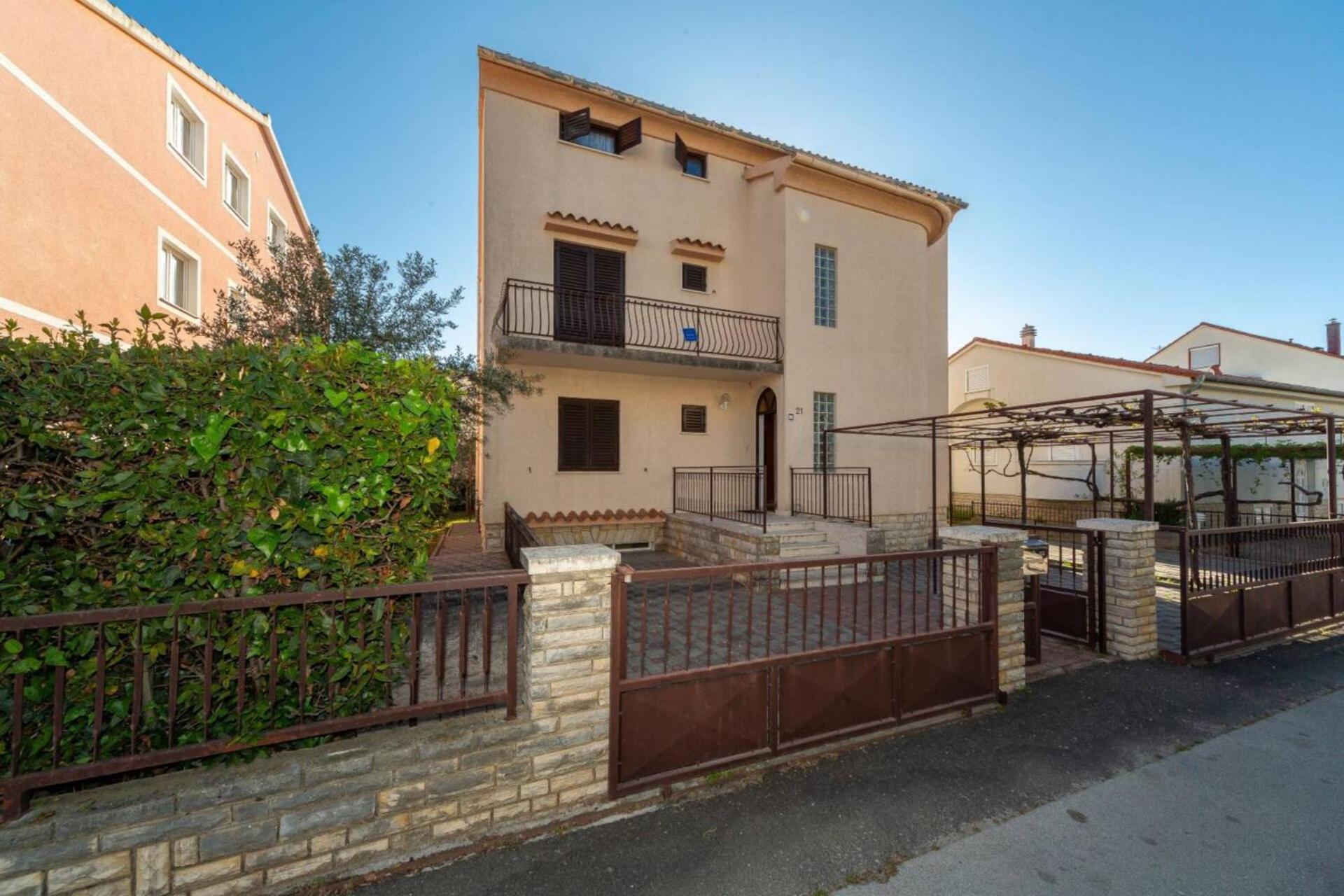 Three Bedroom Apartment In Biograd Biograd Na Moru Exteriér fotografie