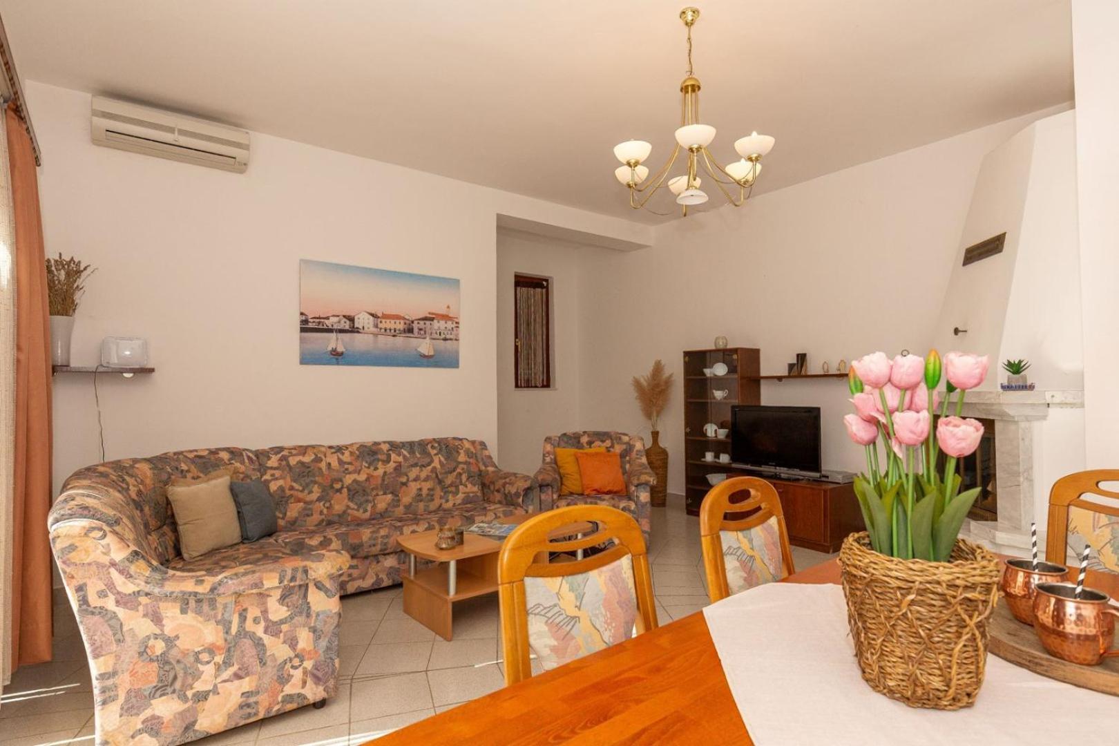 Three Bedroom Apartment In Biograd Biograd Na Moru Exteriér fotografie